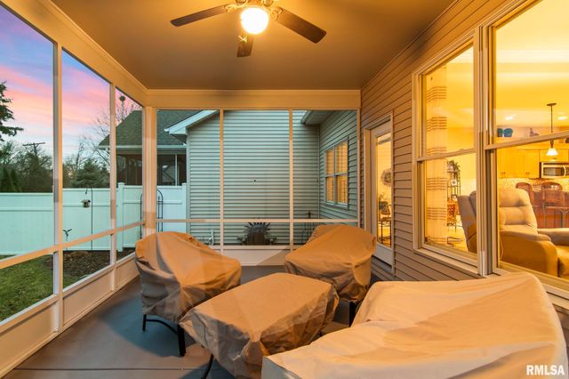 2216 Charlack Avenue, Springfield, IL 62704