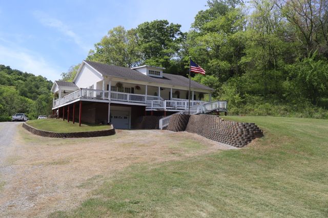 341 Pumpkin Hollow Rd, Liberty, TN 37095