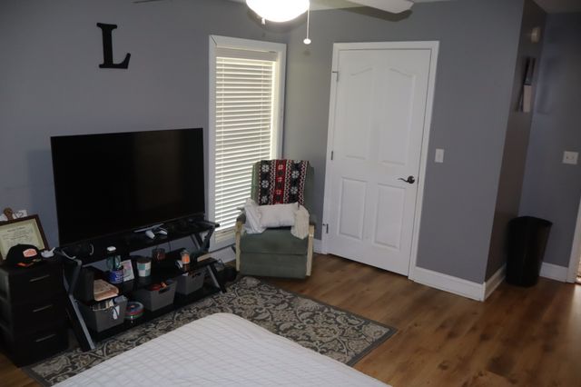 341 Pumpkin Hollow Rd, Liberty, TN 37095