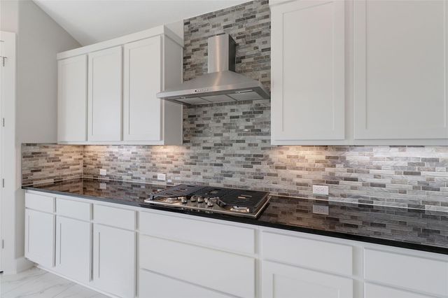 532 Great Lawn BND, Liberty Hill, TX 78642