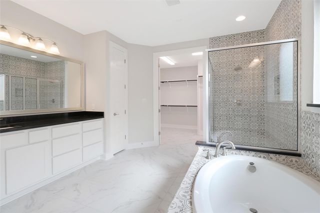 532 Great Lawn BND, Liberty Hill, TX 78642