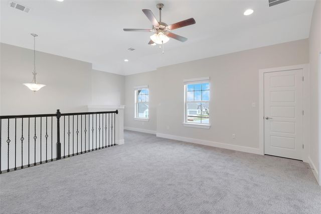 532 Great Lawn BND, Liberty Hill, TX 78642