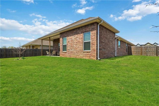 309 Fox Circle, Pea Ridge, AR 72751