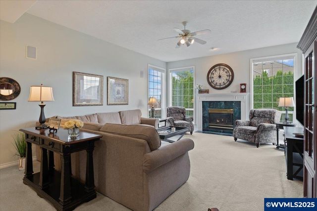 1534 Gearhart Av NW, Salem, OR 97304