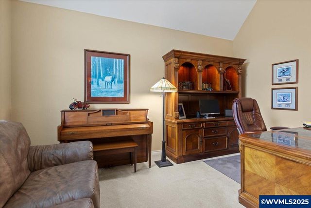 1534 Gearhart Av NW, Salem, OR 97304