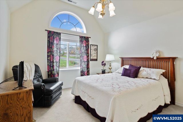 1534 Gearhart Av NW, Salem, OR 97304