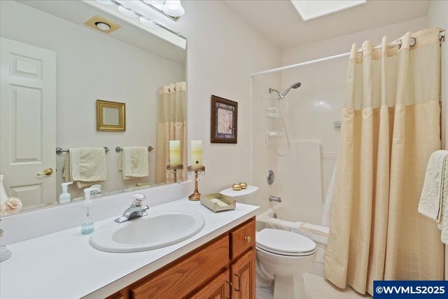 1534 Gearhart Av NW, Salem, OR 97304