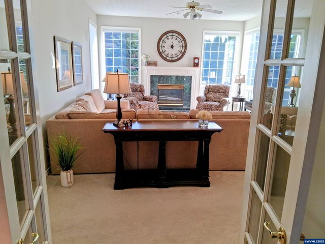 1534 Gearhart Av NW, Salem, OR 97304