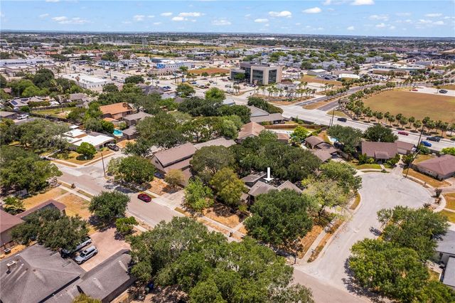 6202 Lost Creek Dr, Corpus Christi, TX 78413