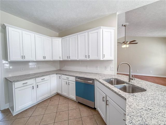 1513 Four Wood Drive, Fayetteville, NC 28312