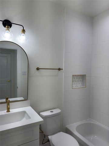 1719 Esther Street AB, Houston, TX 77088