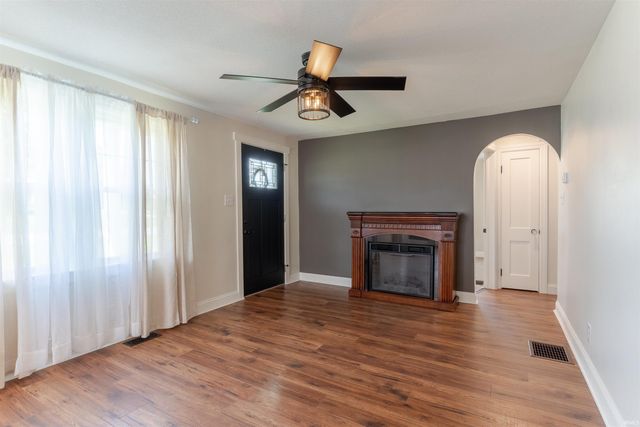 2511 Saint George Road, Evansville, IN 47711