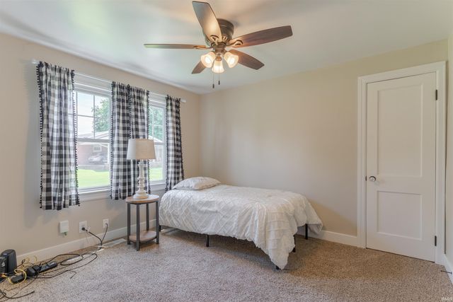 2511 Saint George Road, Evansville, IN 47711