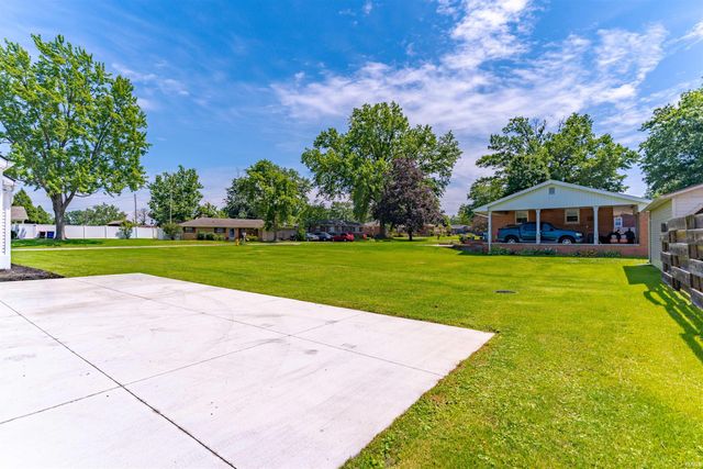 2511 Saint George Road, Evansville, IN 47711