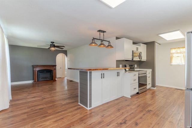 2511 Saint George Road, Evansville, IN 47711