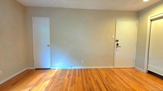 163-70 17th Avenue Upper Level, Whitestone, NY 11357