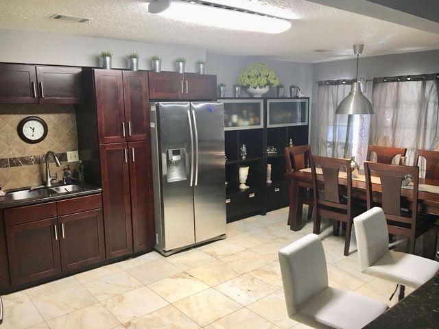 5908 Kiam Street, Houston, TX 77007