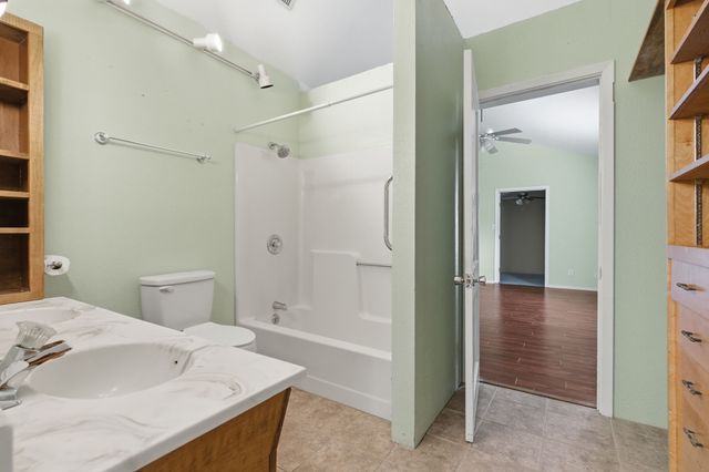 311 W 7th Street, Irving, TX 75060