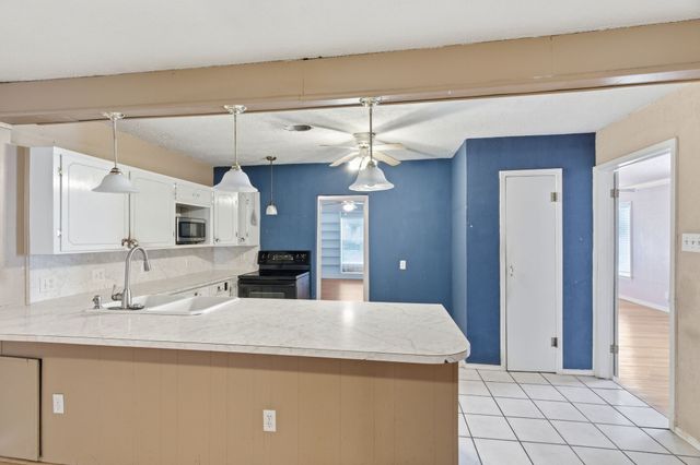 311 W 7th Street, Irving, TX 75060