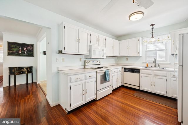 20 TIFANI LN, Southampton, NJ 08088