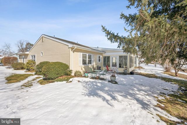 20 TIFANI LN, Southampton, NJ 08088