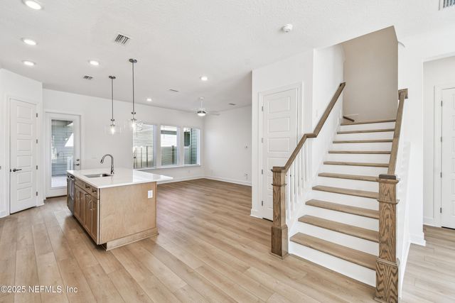 11913 MIRACLE WOODS Way, Jacksonville, FL 32224