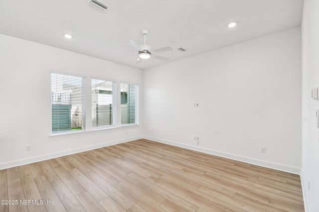 11913 MIRACLE WOODS Way, Jacksonville, FL 32224