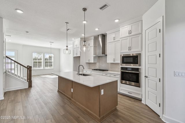 11913 MIRACLE WOODS Way, Jacksonville, FL 32224