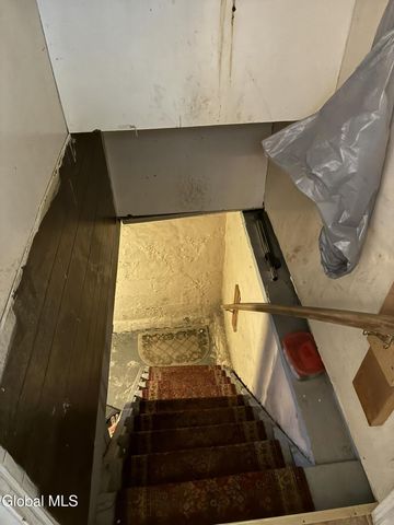 2727 Plunkett Avenue, Rotterdam, NY 12306