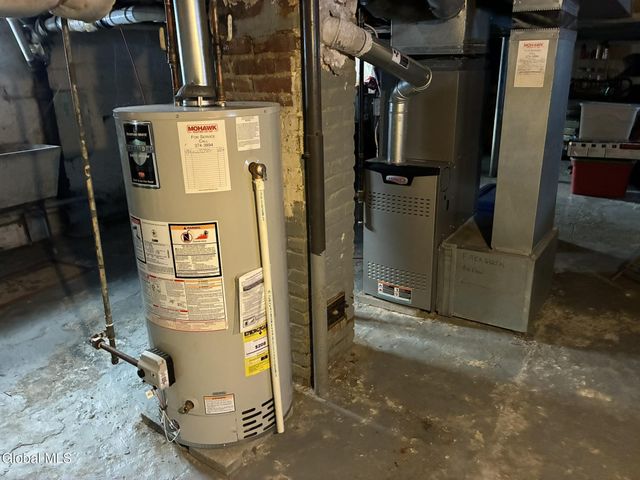 2727 Plunkett Avenue, Rotterdam, NY 12306