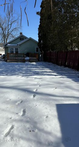 2727 Plunkett Avenue, Rotterdam, NY 12306