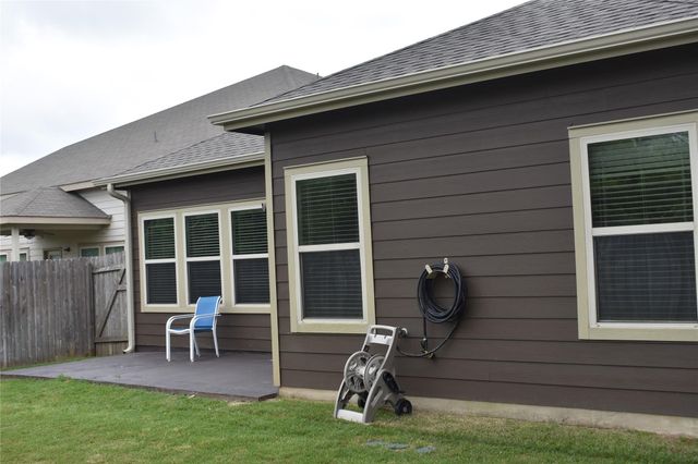 233 Eagle Owl LOOP, Leander, TX 78641