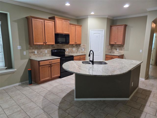233 Eagle Owl LOOP, Leander, TX 78641