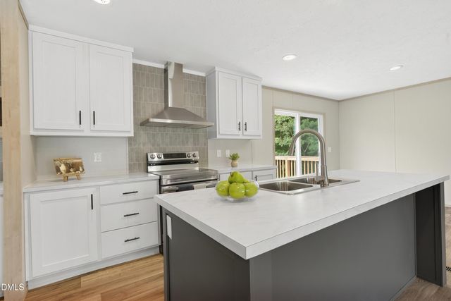 79 Maple Street, Coats, NC 27521