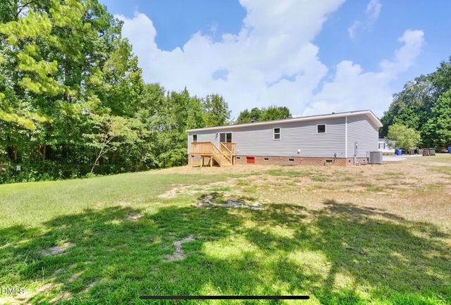 79 Maple Street, Coats, NC 27521