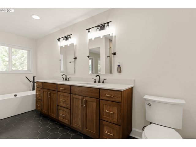 8250 Sw 191ST Ave, Beaverton, OR 97007