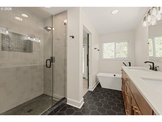 8250 Sw 191ST Ave, Beaverton, OR 97007