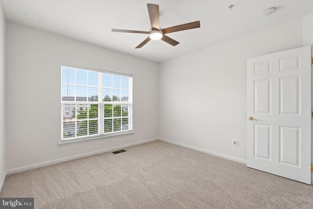 19283 WINMEADE DR, Leesburg, VA 20176