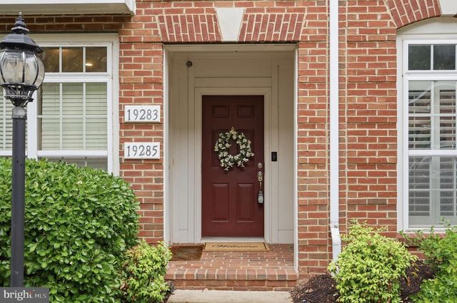19283 WINMEADE DR, Leesburg, VA 20176