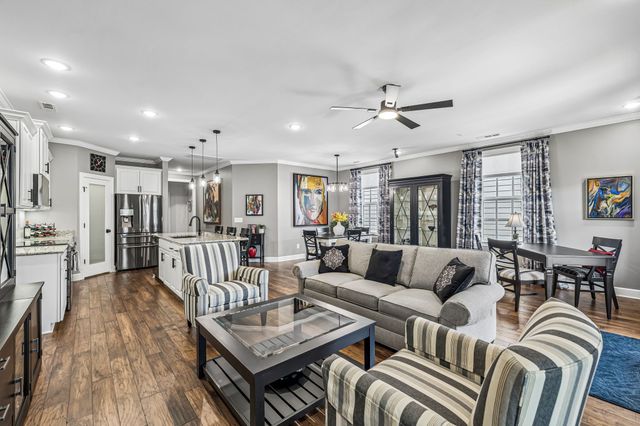 522 Sydenham Dr, Franklin, TN 37064