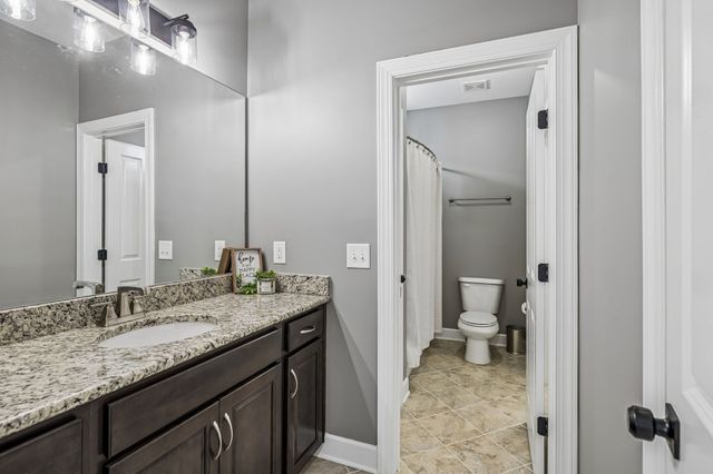 522 Sydenham Dr, Franklin, TN 37064