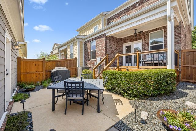 522 Sydenham Dr, Franklin, TN 37064