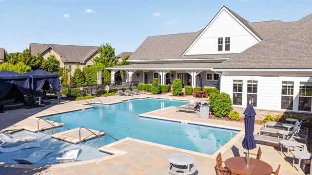 522 Sydenham Dr, Franklin, TN 37064
