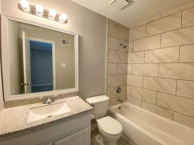 4329 W HUNTERS GLEN ST, Unincorporated, TN 38128