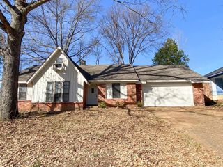 4329 W HUNTERS GLEN ST, Unincorporated, TN 38128