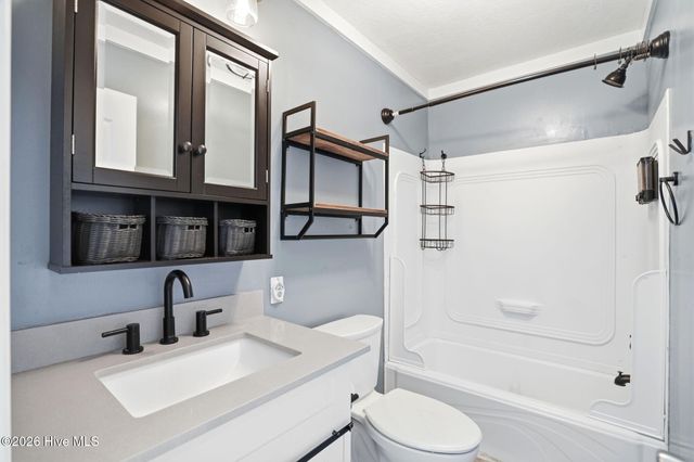 227 Old Fayetteville Road, Leland, NC 28451