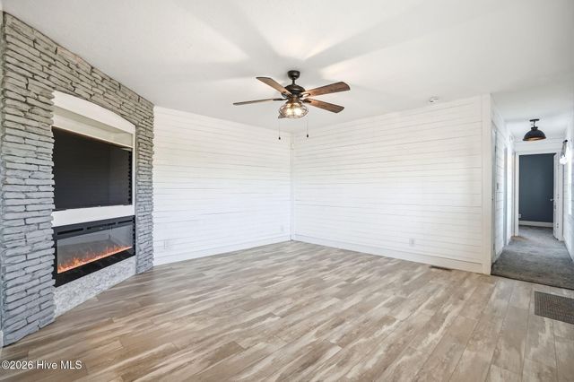 227 Old Fayetteville Road, Leland, NC 28451