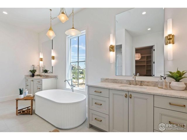 2568 Southwind Rd, Berthoud, CO 80513