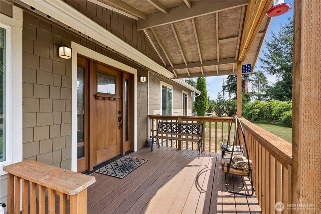 17910 Guava Street SW, Rochester, WA 98579