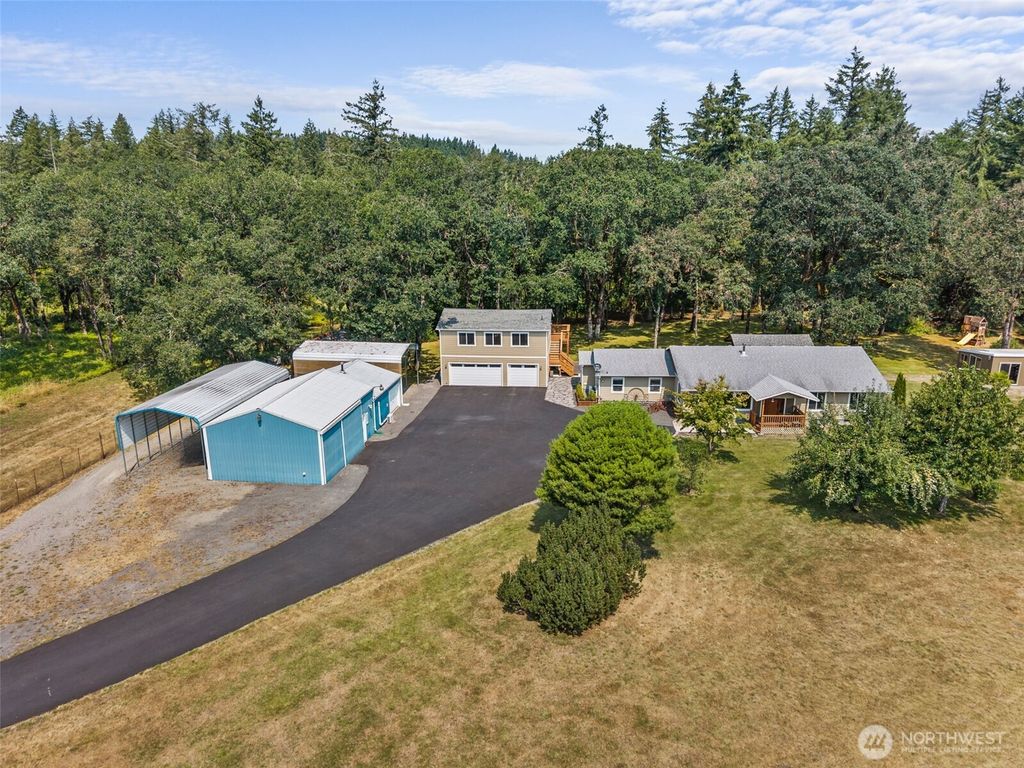 17910 Guava Street SW, Rochester, WA 98579